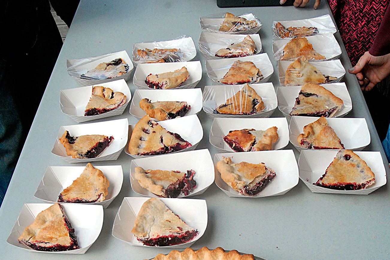 Blackberry pies sell out early at Joyce Daze festival