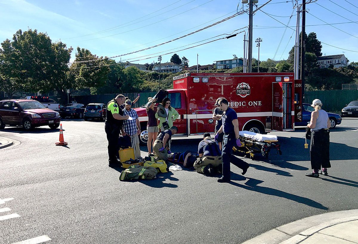 Port Townsend man taken to hospital after bicyclepickup collision