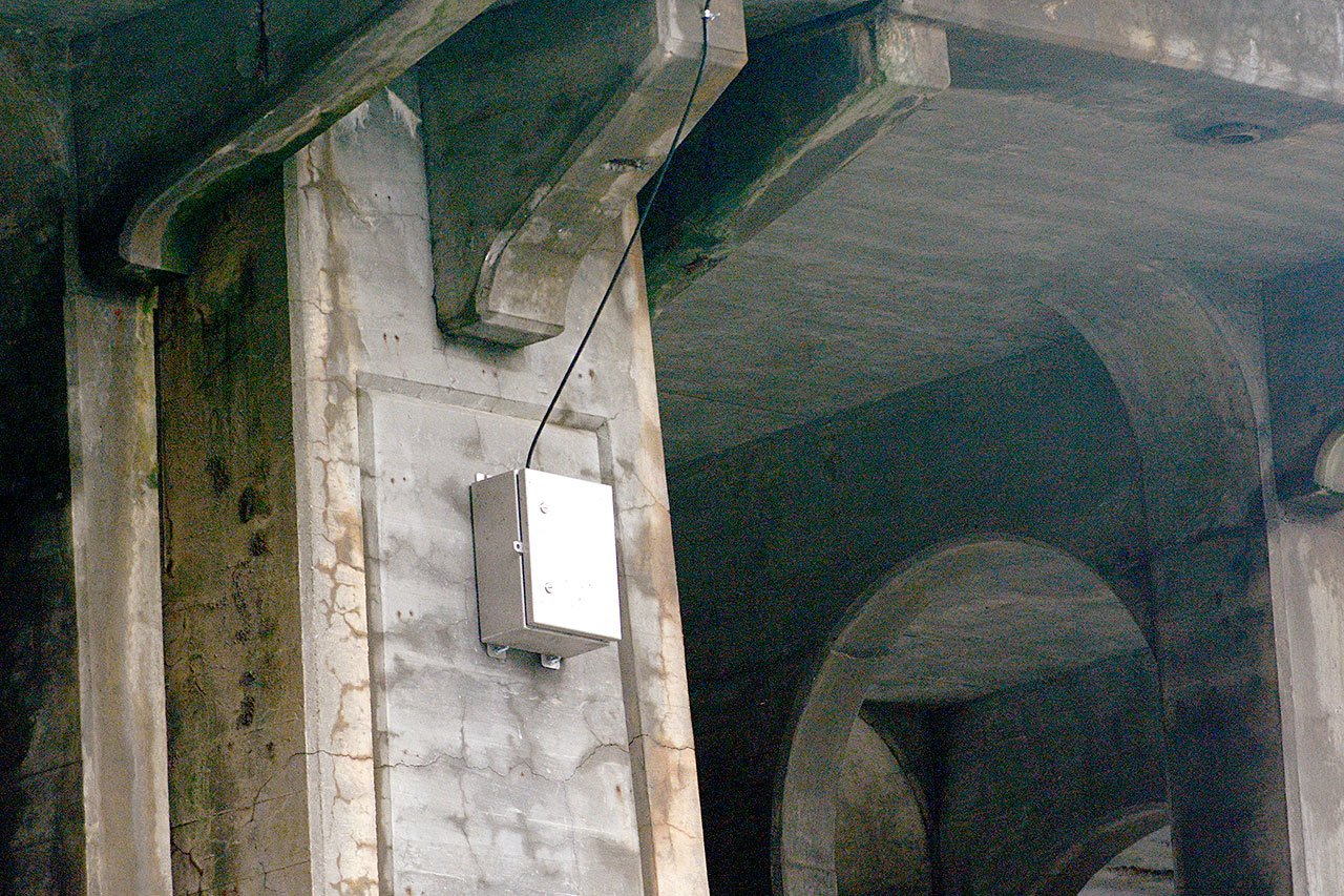 The state Department of Transportation has installed tilt meters to monitor the Elwha River bridge on U.S. Highway 101 west of Port Angeles. (Jesse Major/Peninsula Daily News)​