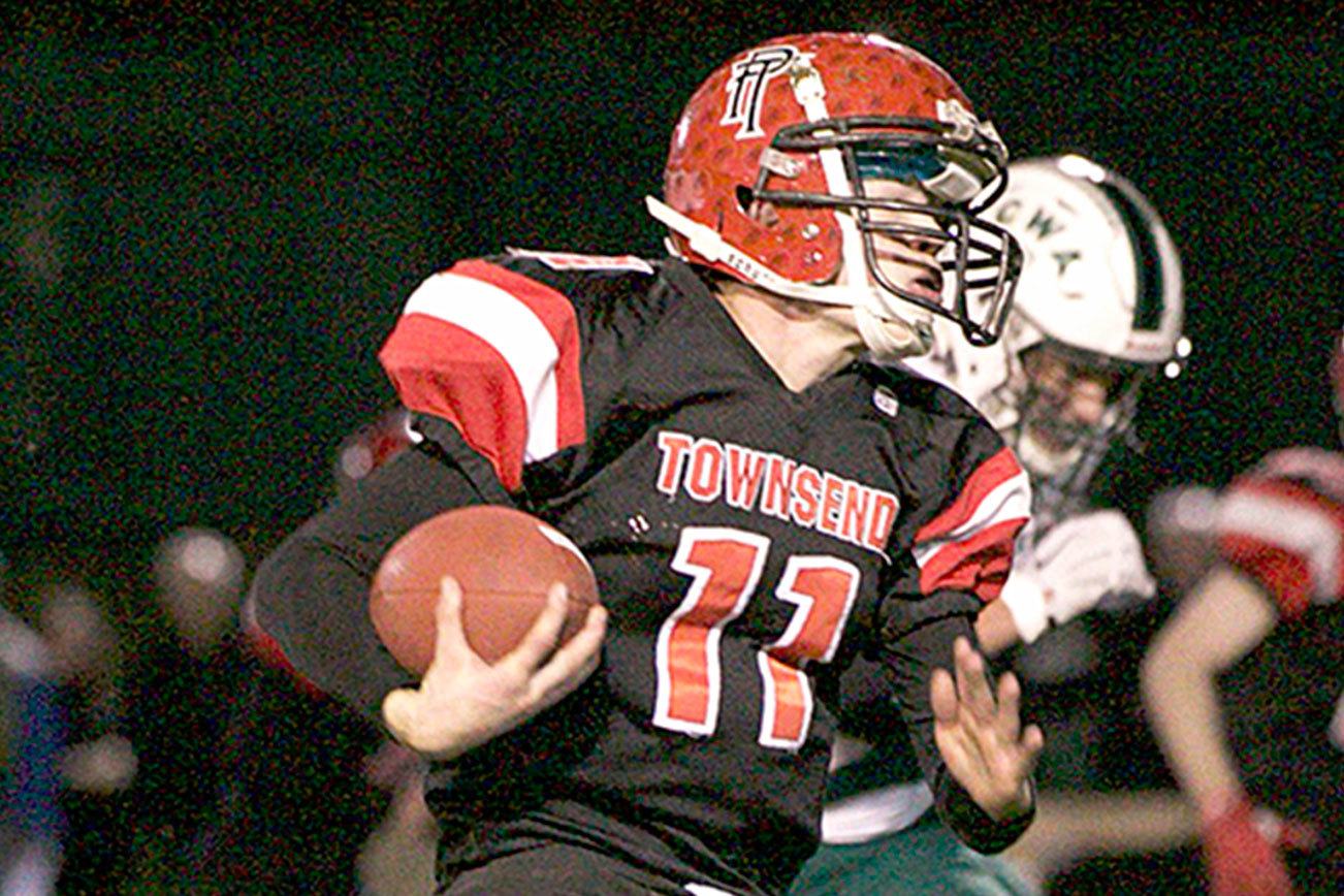 PREP FOOTBALL: Port Townsend races out to big win, second straight state playoff berth