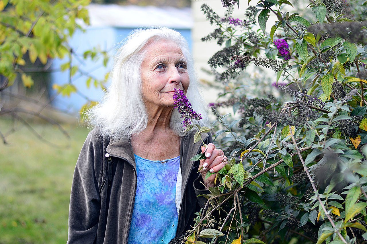 Caroline Culbertson takes every opportunity to commune with nature. (Diane Urbani de la Paz/for Peninsula Daily News)