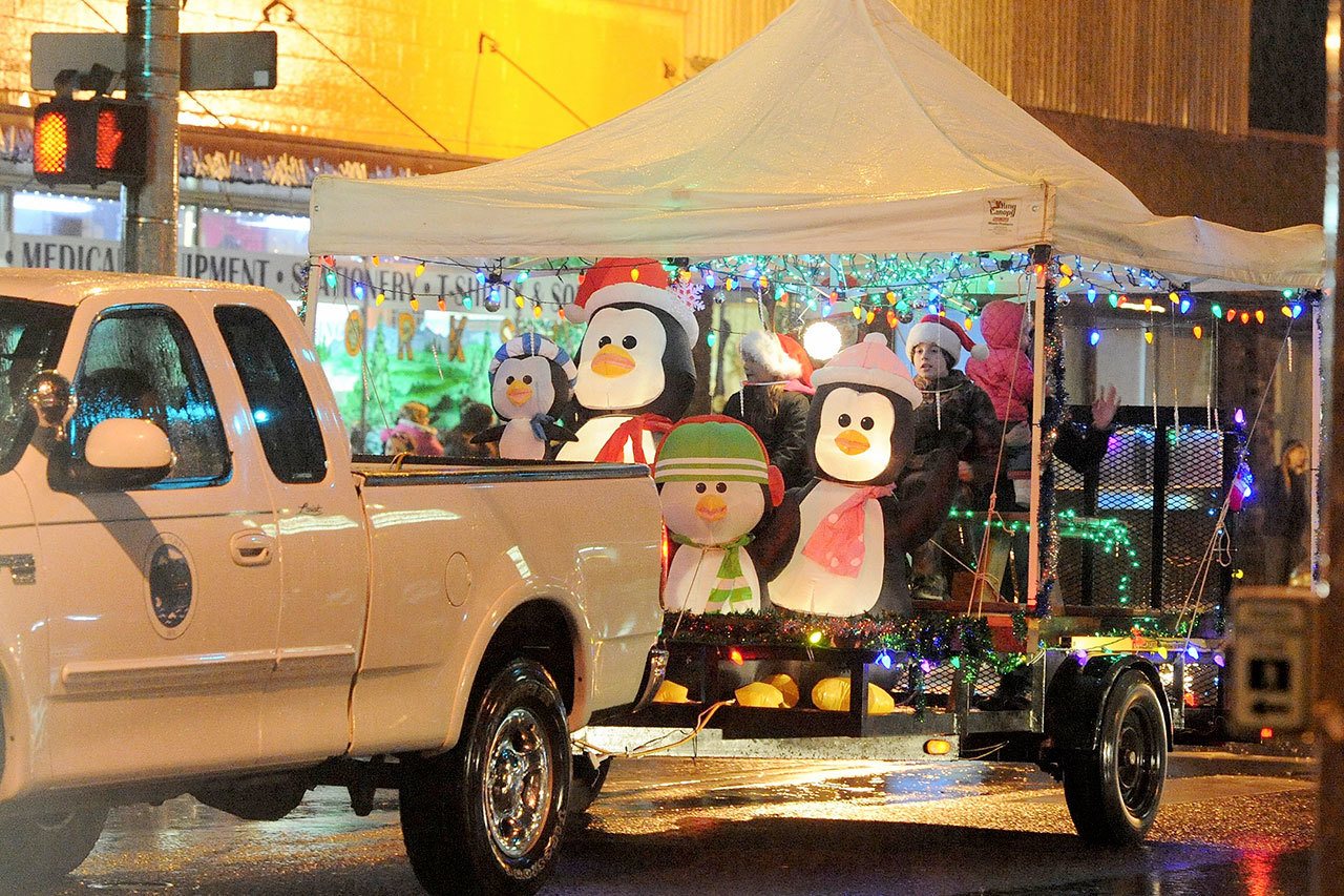 The city of Forks presents its entry in last year’s Twinkle Light Holiday Parade in Forks. (Lonnie Archibald/for Peninsula Daily News)