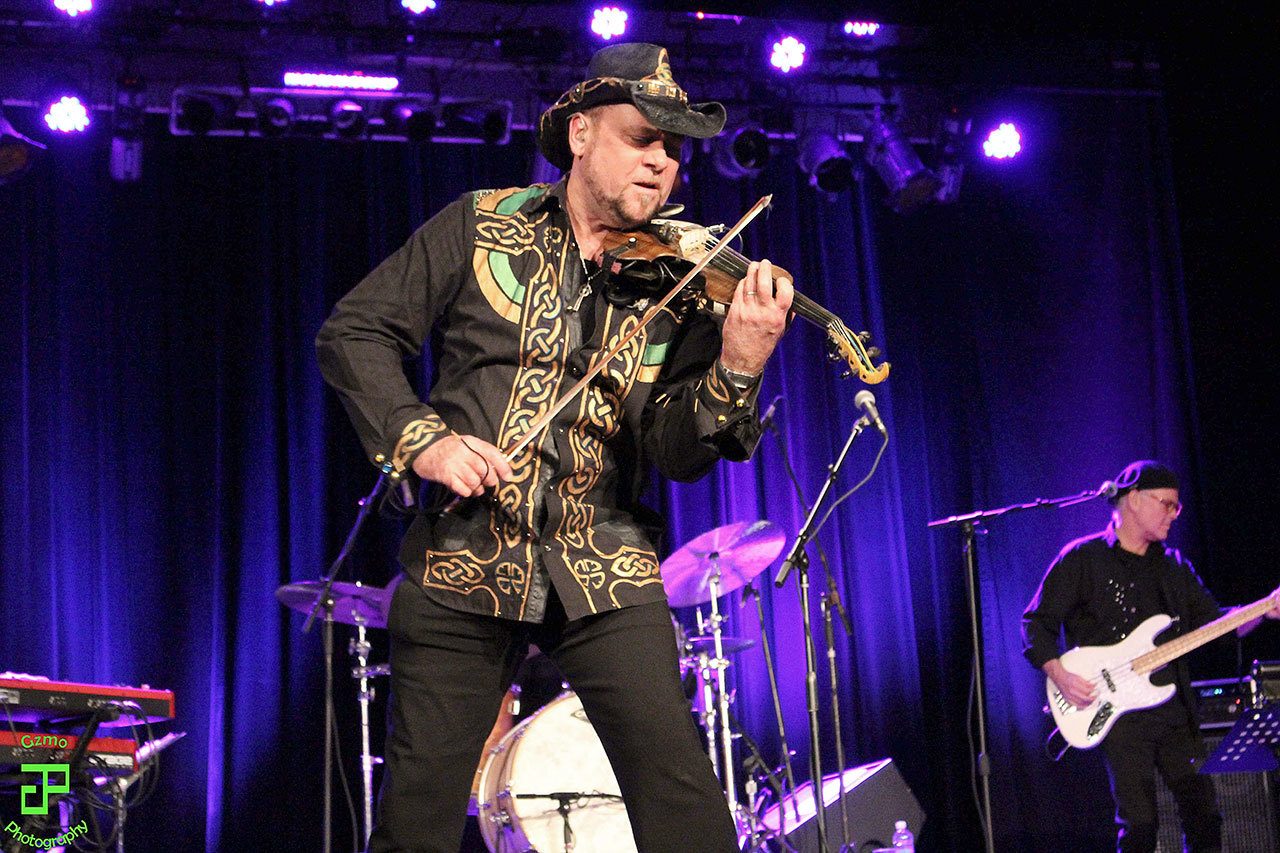Electric six-string violinist Geoffrey Castle will celebrate the magic of Christmas during a special performance from 6 p.m. to 8 p.m. Sunday at the Port Angeles High School Performing Arts Center, 304 E. Park Ave.