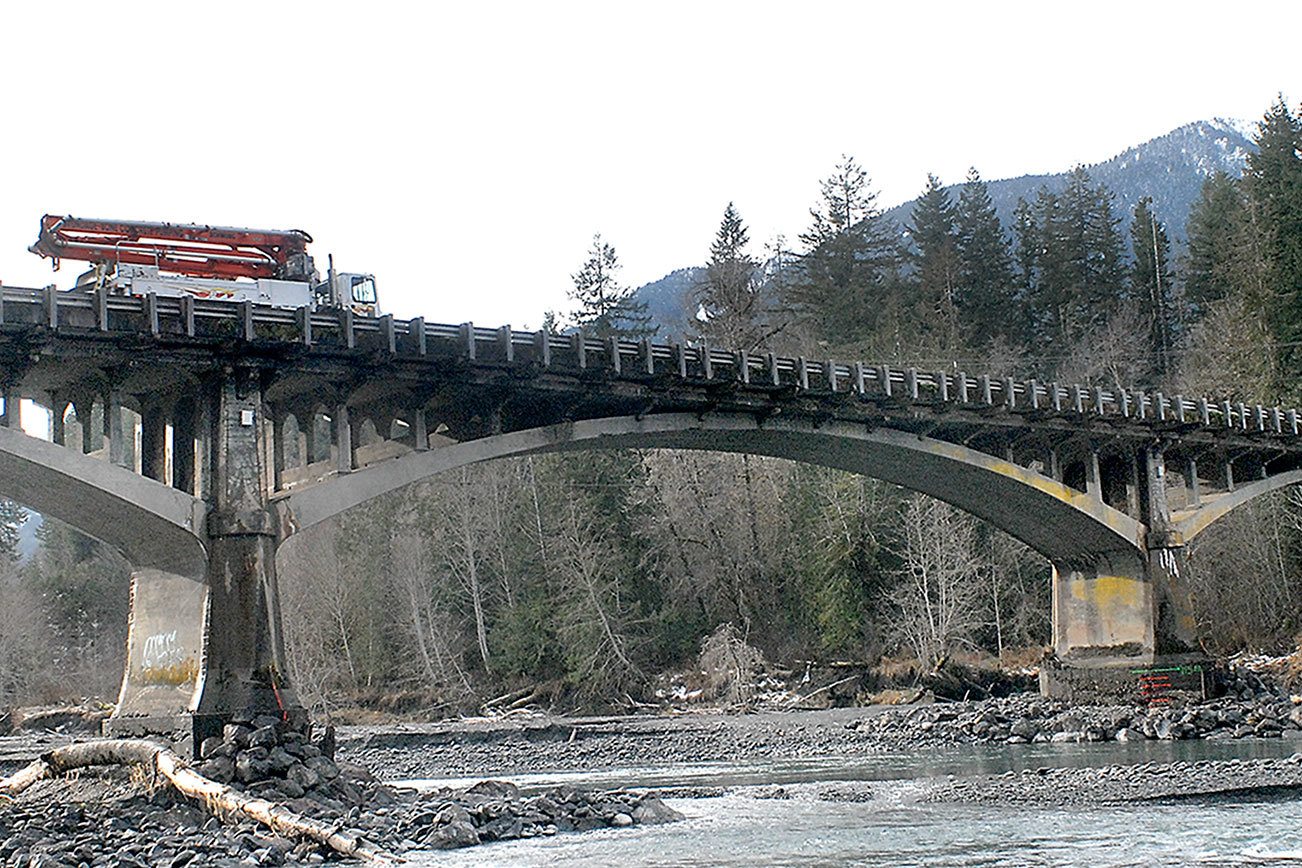 State narrows choices for replacing Elwha River bridge