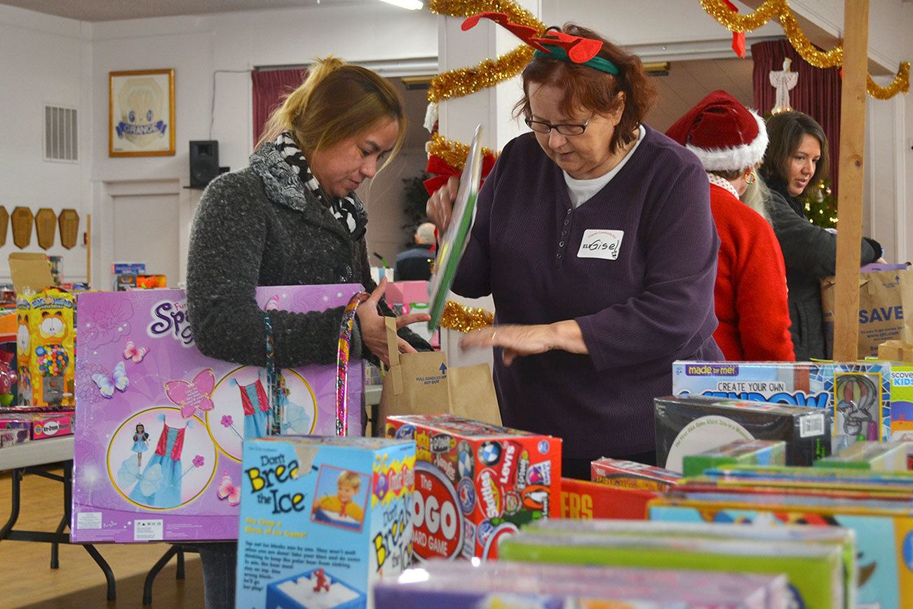 Toys for Sequim Kids helps 400 local children this Christmas