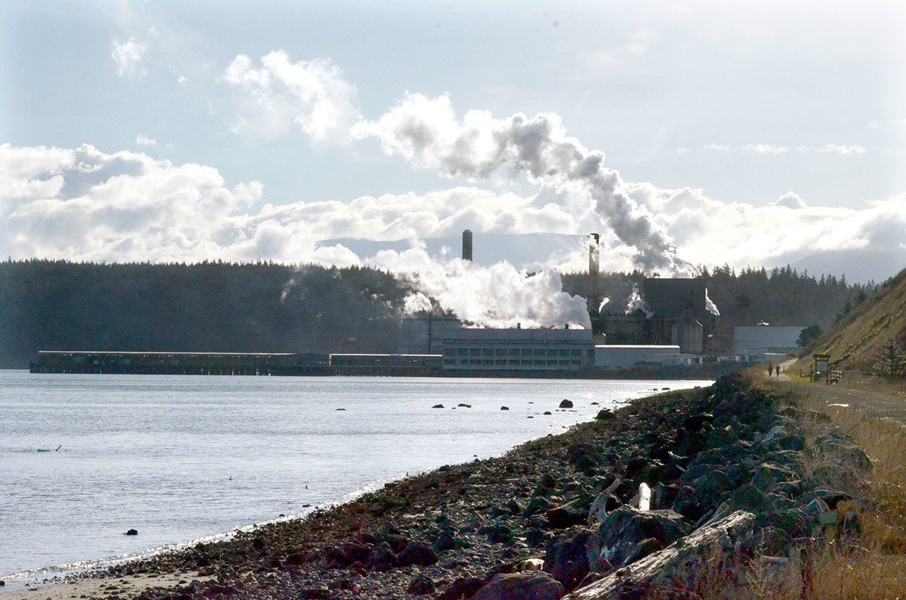 Port Townsend Paper Corp. recently came to an agreement with the United Steelworkers Local 175 on a five-year contract for paper mill workers. (Cydney McFarland/Peninsula Daily News)
