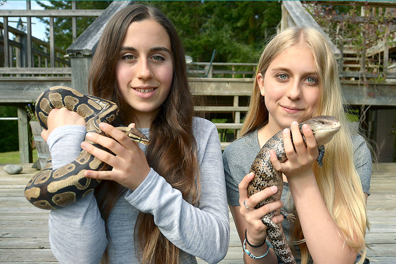 Port Townsend sisters headed to reptile symposium