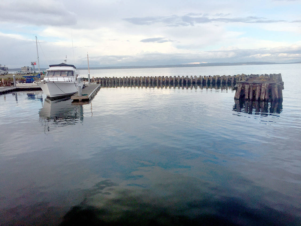 A proposed artificial reef would sit just outside the jetties at Point Hudson after they’re replaced. (Cydney McFarland/Peninsula Daily News)