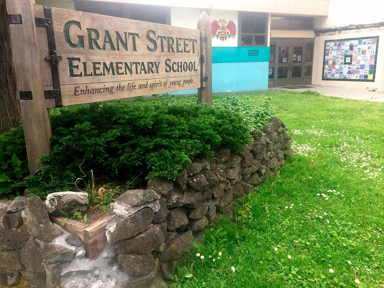 Grant Street Elementary School will be replaced by the new and larger Salish Coast Elementary after it opens for the 2018-19 school year. (Cydney McFarland/Peninsula Daily News)