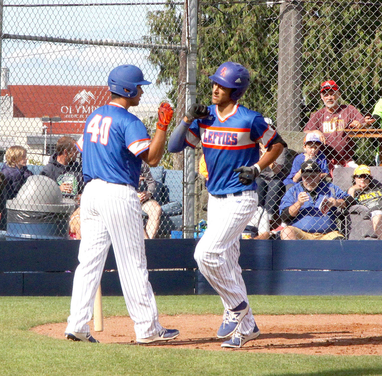 LEFTIES Pair of homers not enough for Lefties Peninsula Daily News