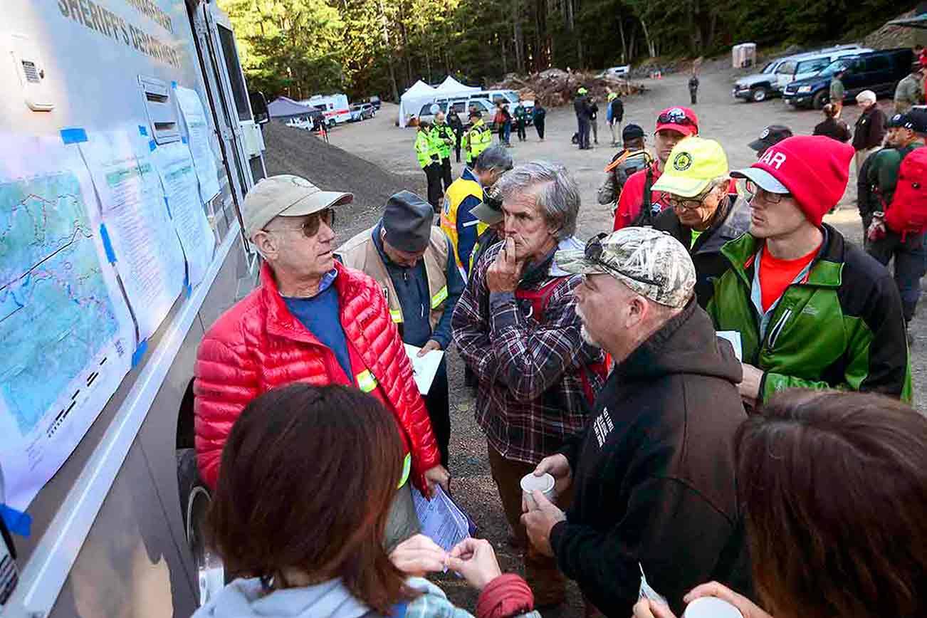More than 100 search for hiker missing in Olympic National Park since April