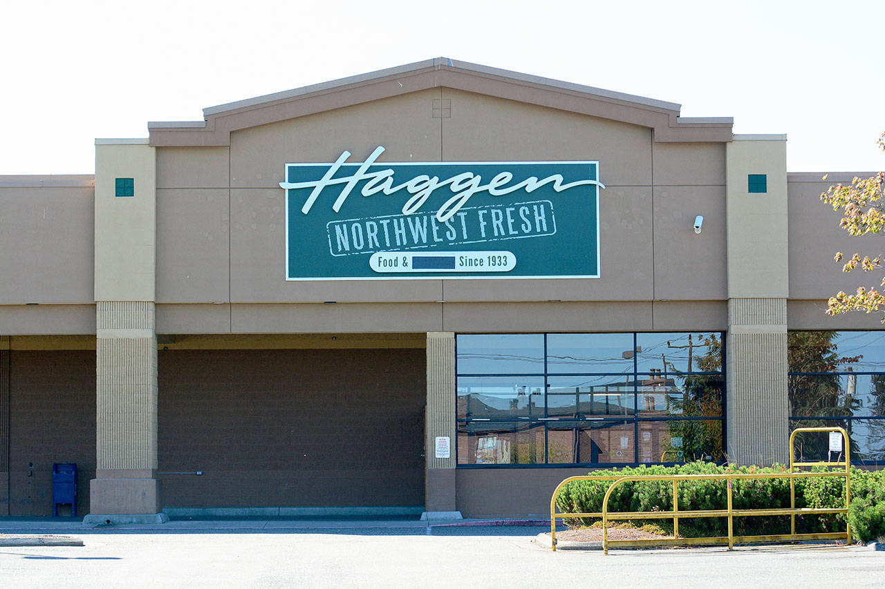 The former Port Angeles Haggen building will reopen as a Super Saver Foods, said Greg Saar, who purchased the property for $1.56 million last week. (Jesse Major/Peninsula Daily News)