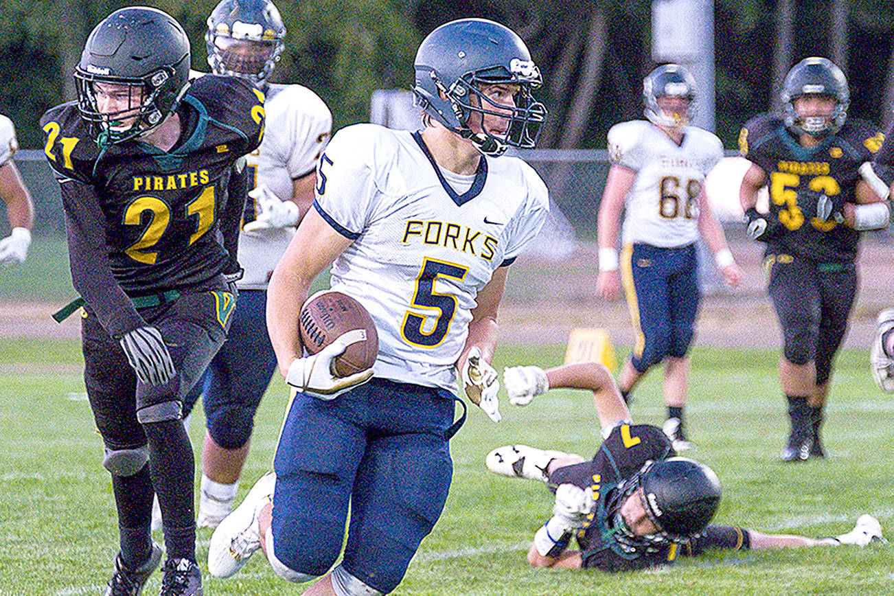 PREP FOOTBALL PREVIEW: Unbeaten Forks and Chimacum square off