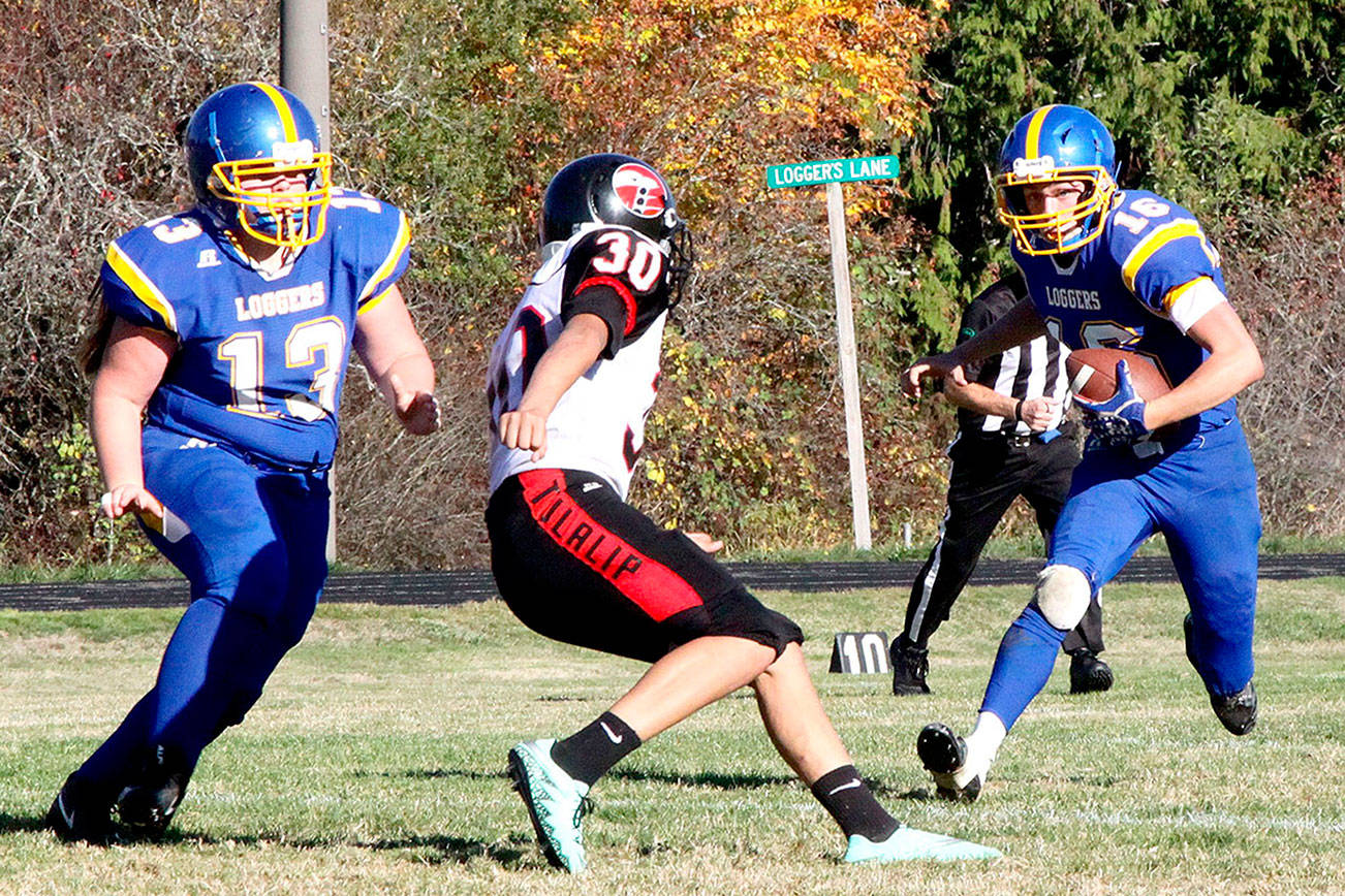 PREP FOOTBALL: Crescent tops Tulalip for playoff spot