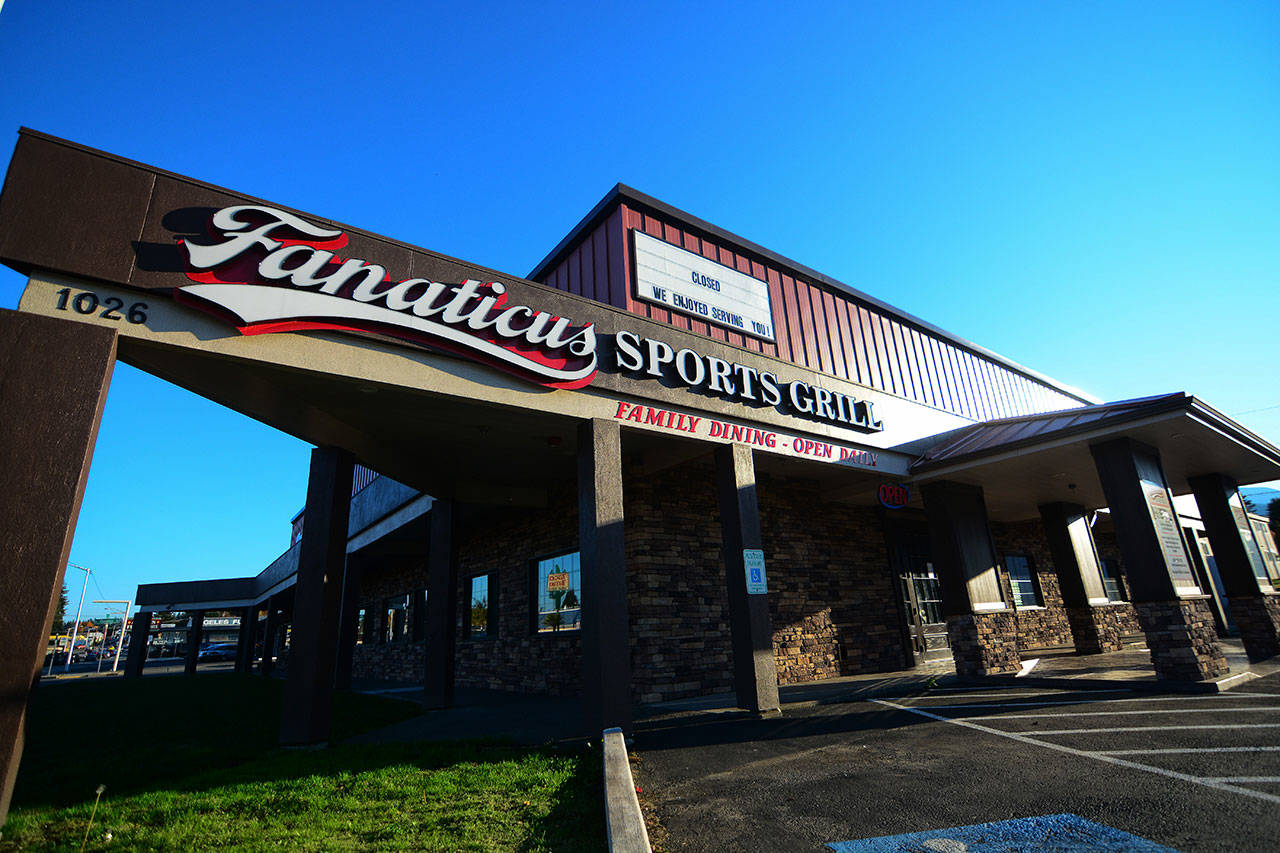 Fanaticus Sports Grill in Port Angeles closed its doors Monday. (Jesse Major/Peninsula Daily News)