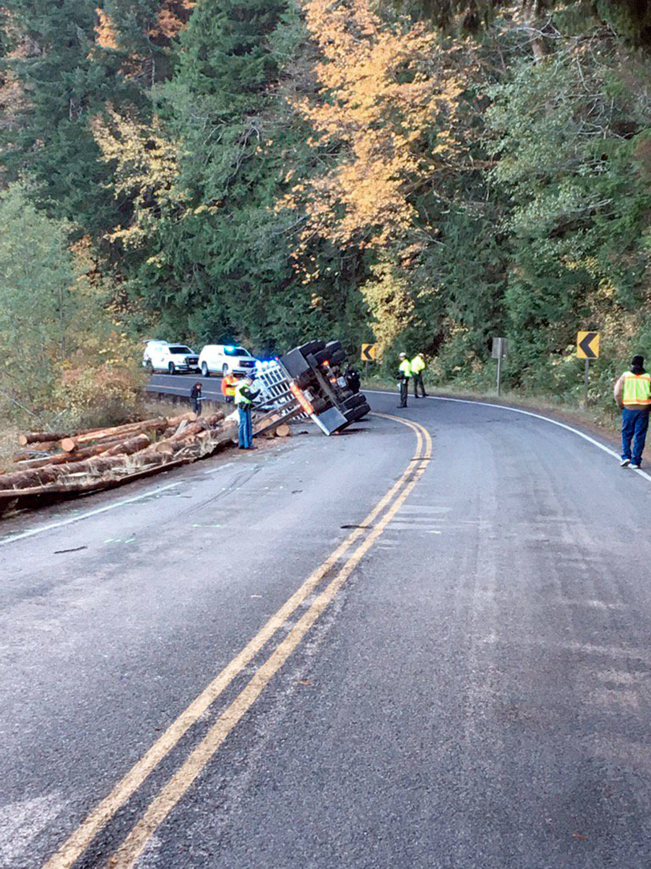 Log truck driver killed in wreck on Highway 101 at Lake Crescent