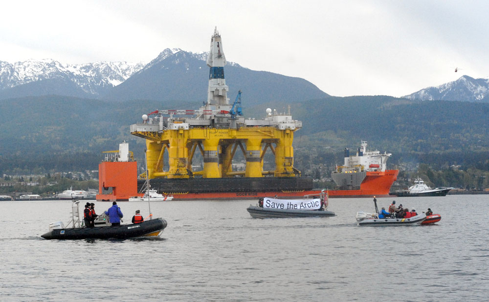 3rd UPDATE — Giant oil rig arrives in Port Angeles as protesters