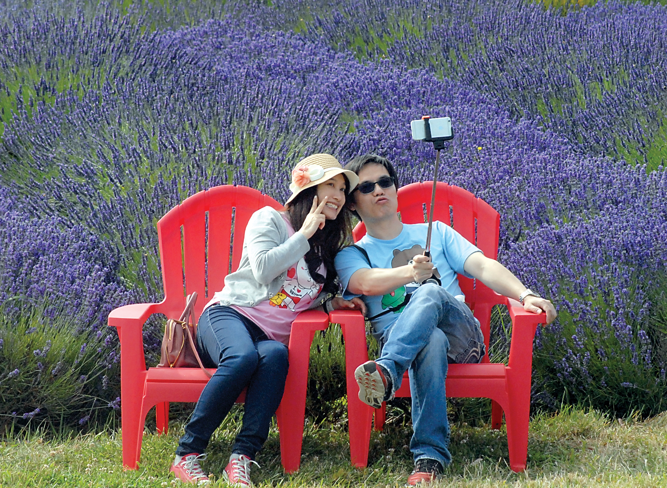 Vinnie Chung and Kevin Yip of San Mateo