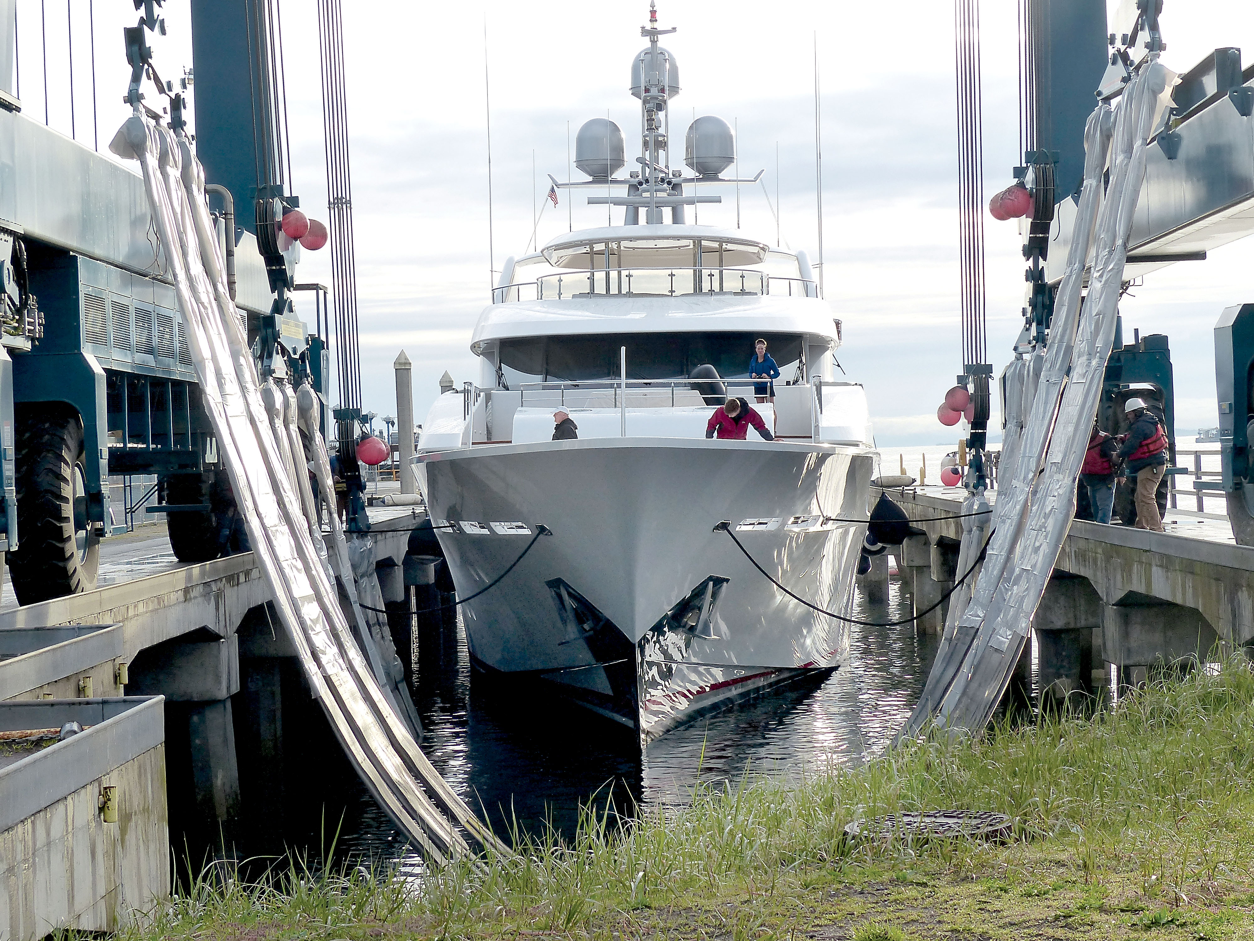 The Astara is prepared to be lifted out of the water at Westport Shipyard. (David G. Sellars/for Peninsula Daily News)