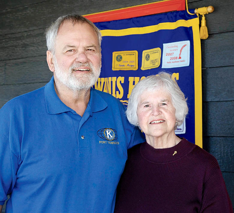 Ken and Helen Brink at the Kiwanis satellite in Port Townsend. (Steve Mullensky/for Peninsula Daily News)