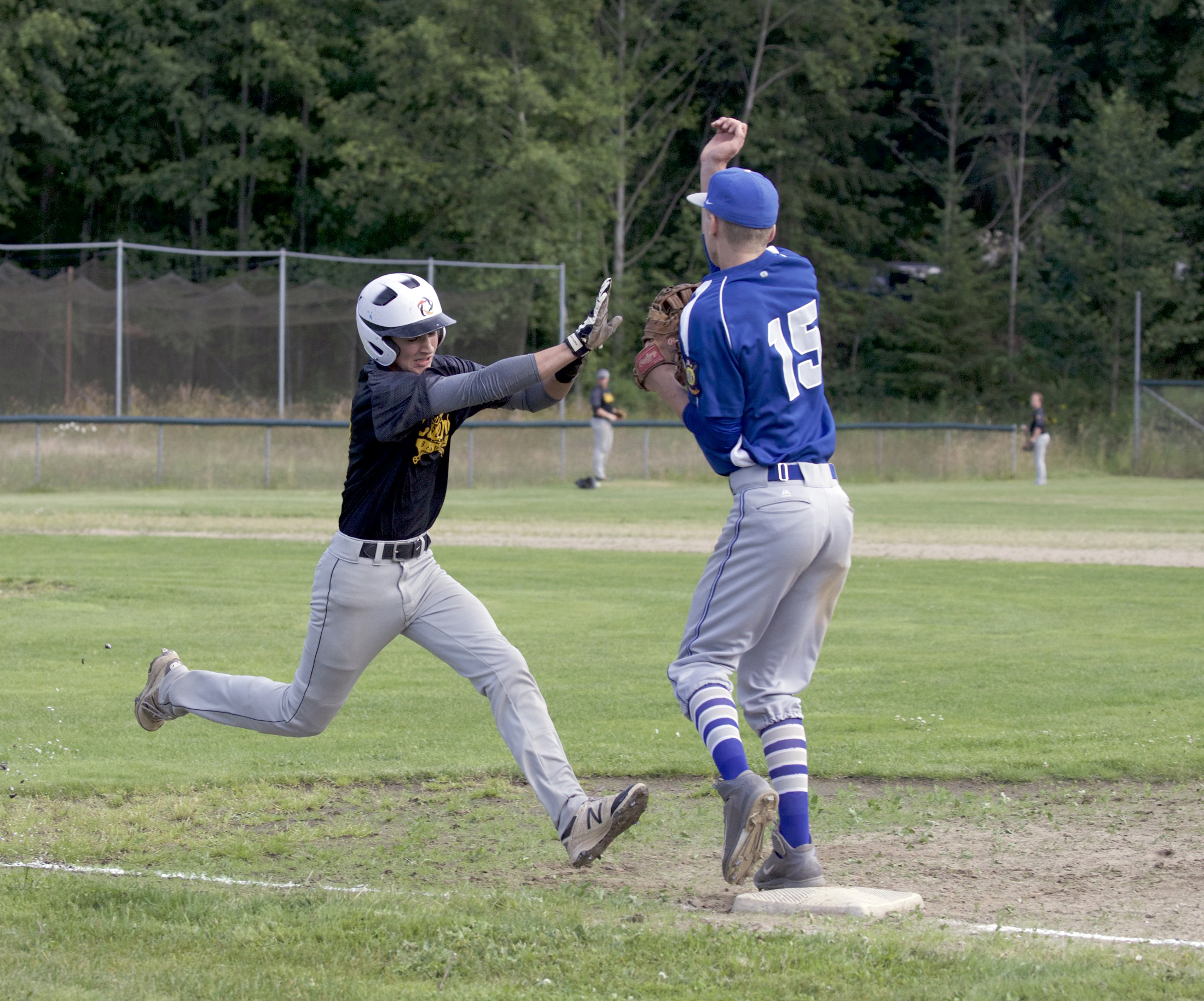 BASEBALL Crosscutters clinch top seed to district tourney in Port Angeles this weekend