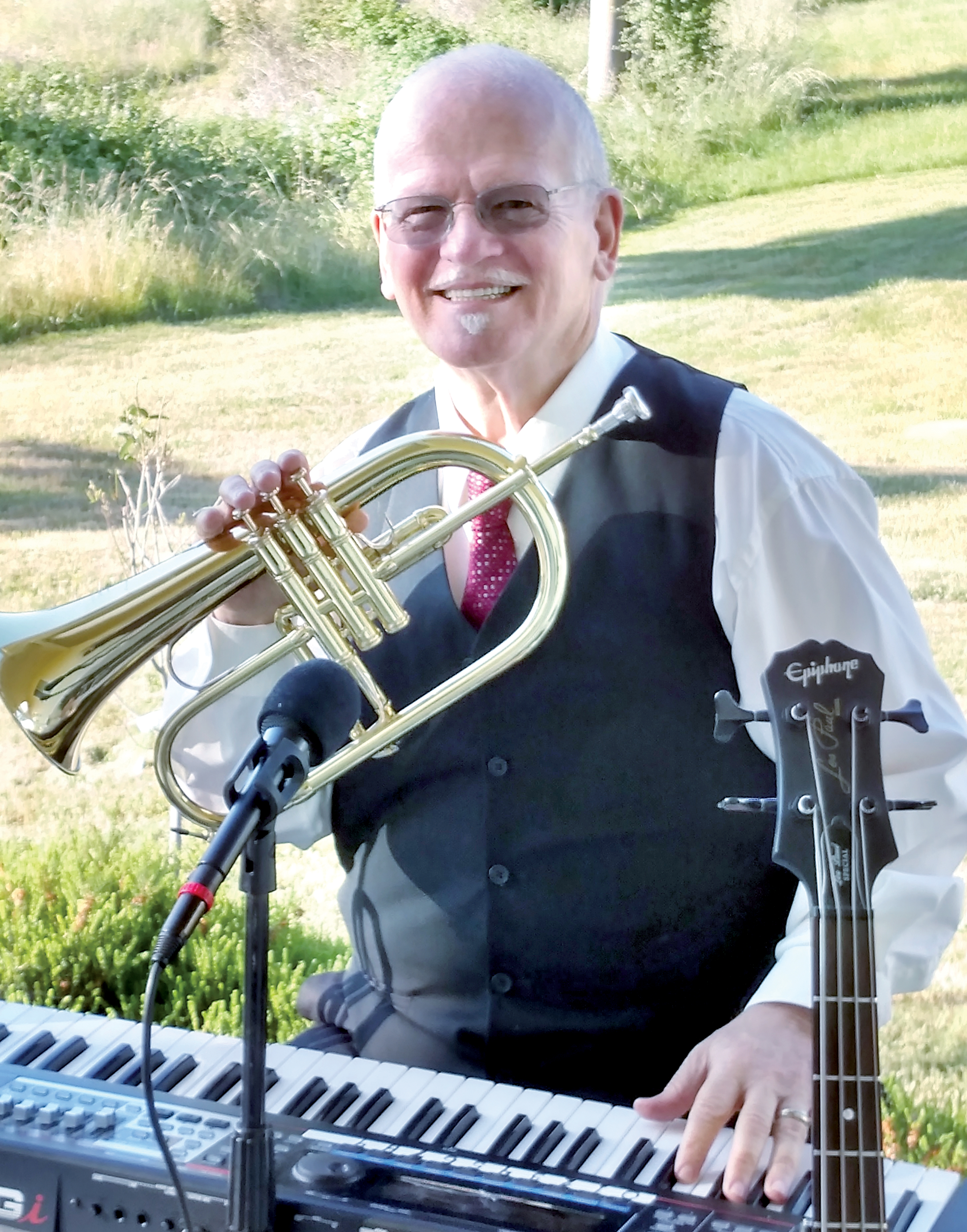 “Awesome Bob” Hagan will bring his large repertoire of dance music to Olympic Theatre Arts in Sequim this Friday evening. ()