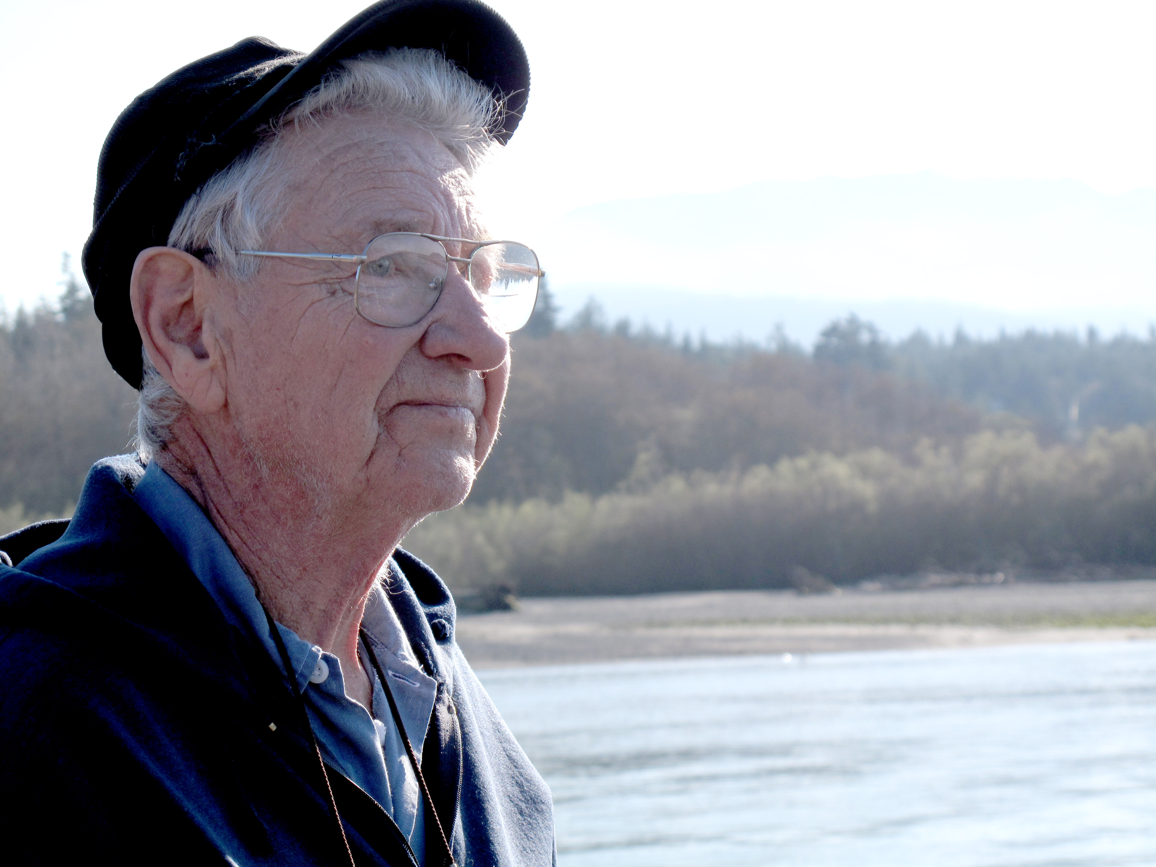 Dick Goin on a trip to the mouth of the Elwha River in 2010. (Sachi Cunningham)