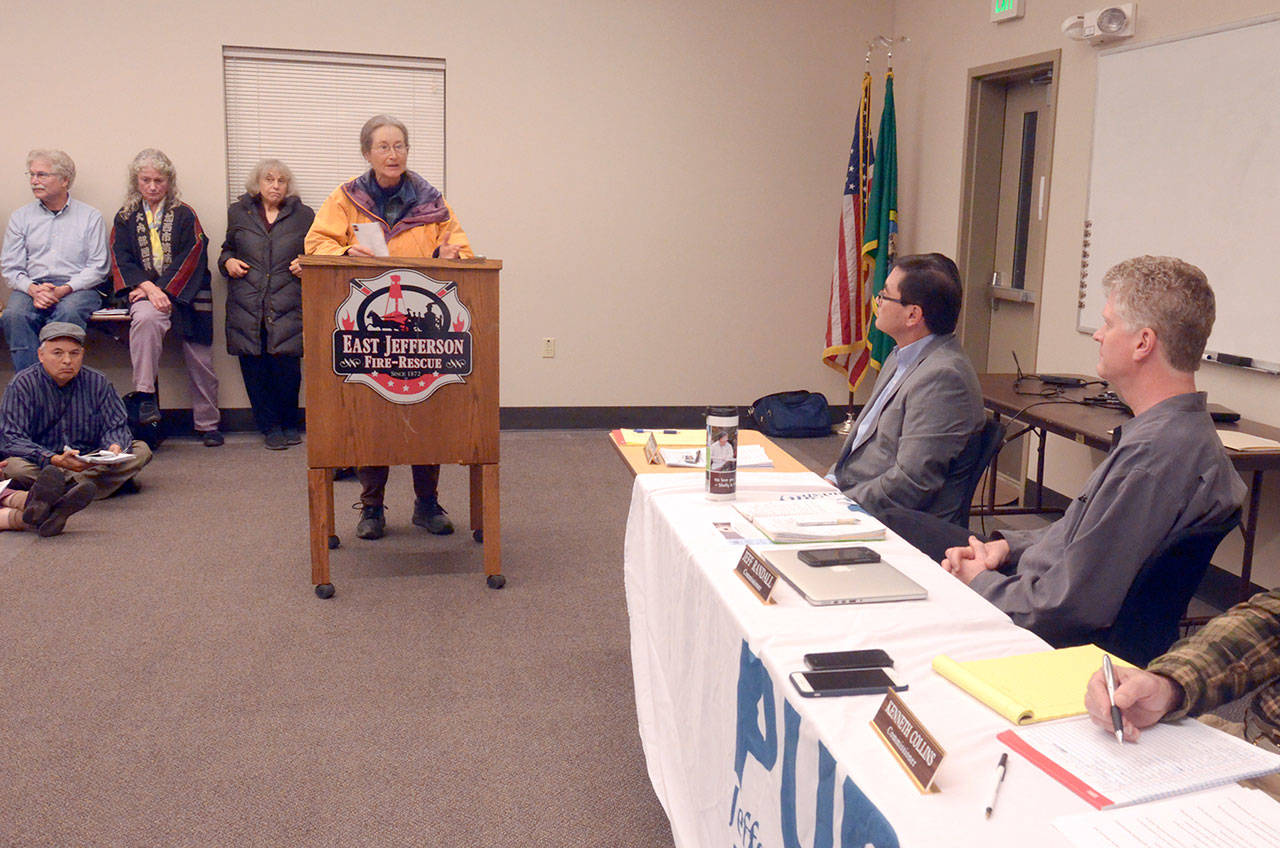 Rosemary Sikes of Port Townsend shares her concerns at a meeting Monday over the Jefferson County PUD’s plan to implement smart meters. (Cydney McFarland/Peninsula Daily News)