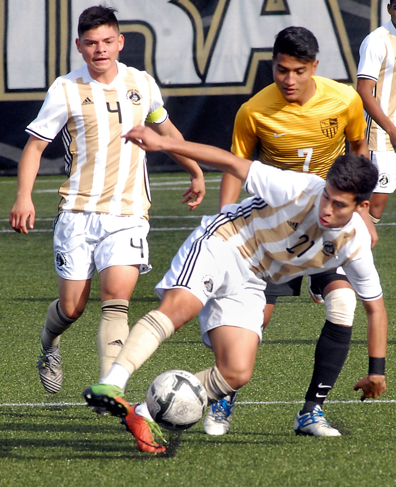 Keith Thorpe/Peninsula Daily News                                Peninsula&rsquo;s Michael Benito, front, steals the ball from Walla Walla&rsquo;s Victor Sanchez, right, as Benito&rsquo;s teammate Sergio Gonzalez Reyes follows behind during their NWAC first round playoff game on Wednesday at the Wally Sigmar Sports Complex in Port Angeles.
