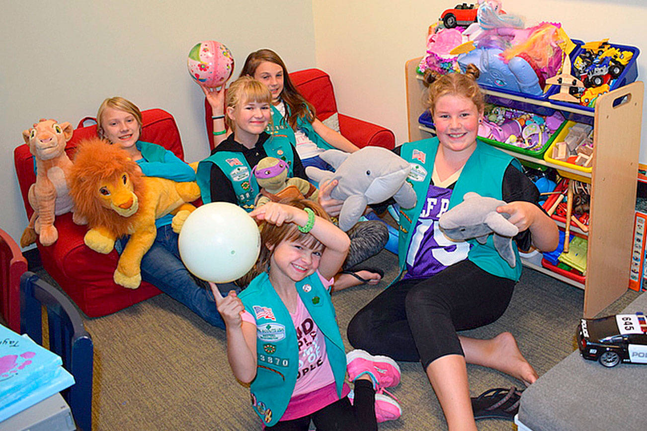 Girl Scouts help remodel children’s space in Sequim police station