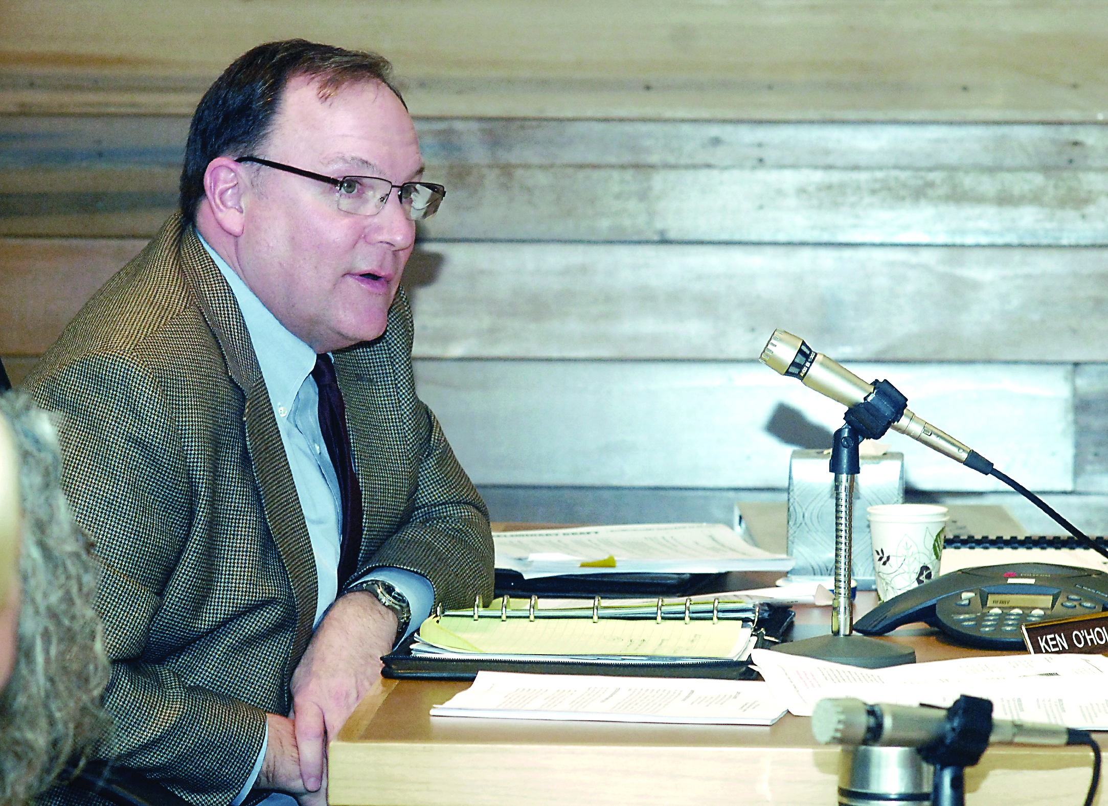 Interim executive director of the Port of Port Angeles Ken O’Hollaren speaks during a meeting of the port commissioners Tuesday. —Photo by Keith Thorpe/Peninsula Daily News