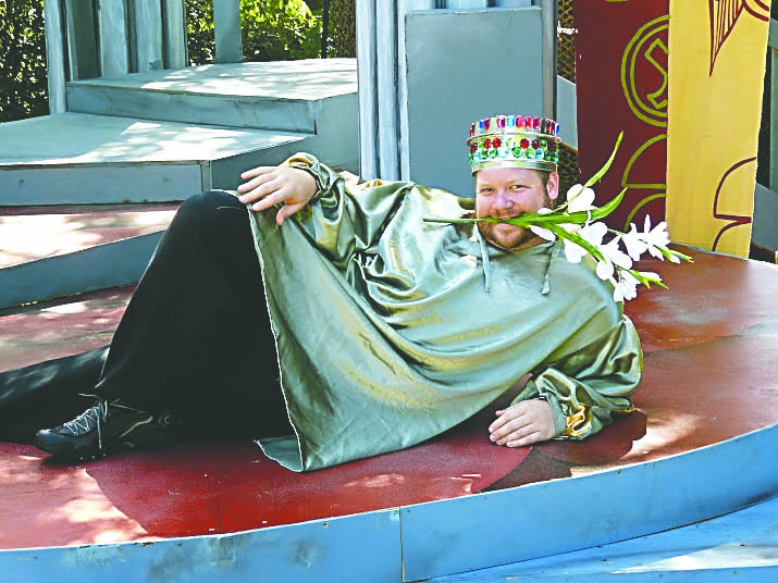 Duncan Frost is one of Shakespeare's many kings. Parham Barber/Key City Public Theatre