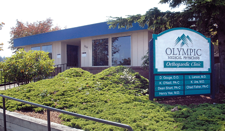 The Olympic Medical Physicians Orthopaedic Clinic building at 1004 E. Caroline St. in Port Angeles is being considered for purchase by Olympic Medical Center for use as an administrative building. Keith Thorpe/Peninsula Daily News