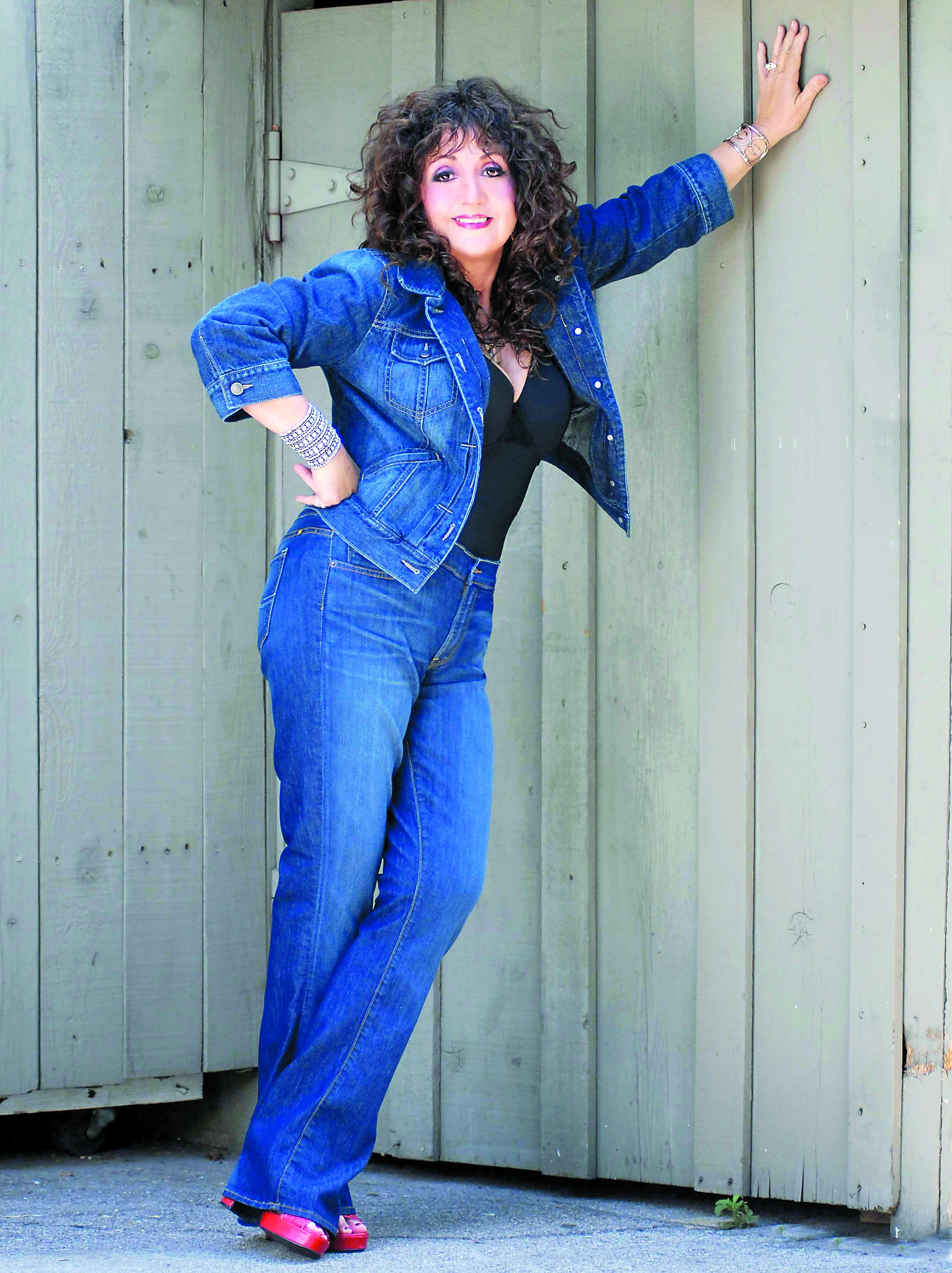 Songstress Muldaur brings high-spirited performance to The Upstage in PT