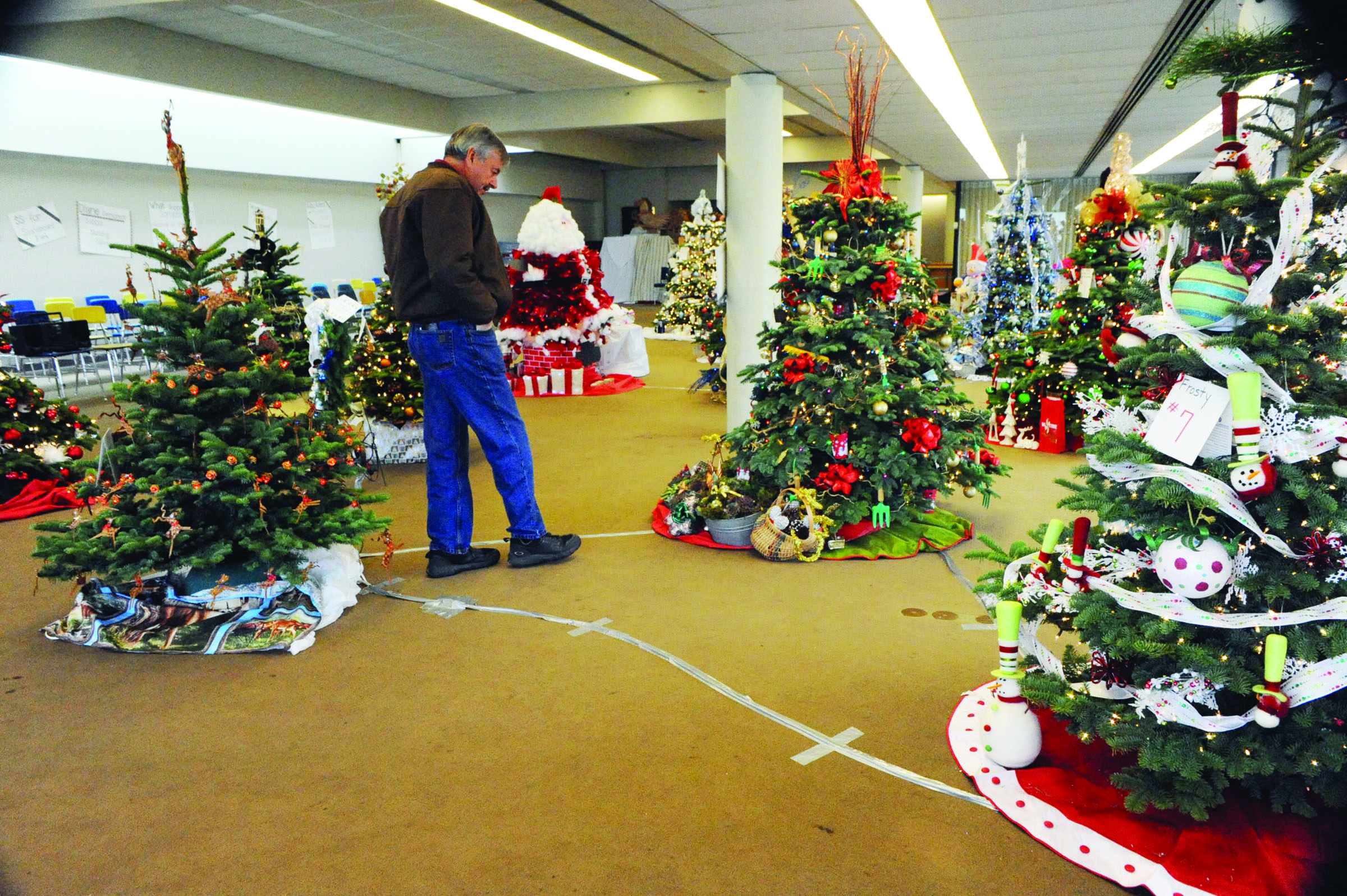 WEEKEND Holiday spirit grows at Forks Festival of Trees Peninsula