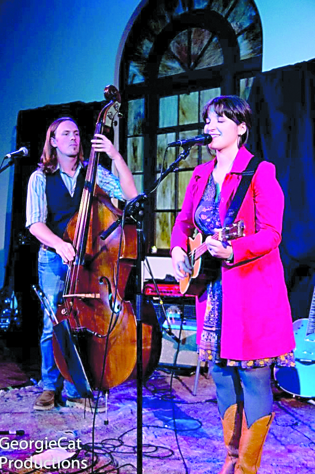 Musicians stroll into Coyle for night of foot-stompin'