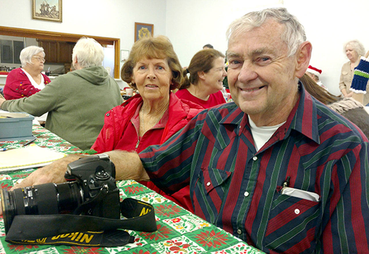 Marge and Lonnie Archibald at the VFW Christmas Bazaar in Forks. (Zorina Barker/for Peninsula Daily News)
