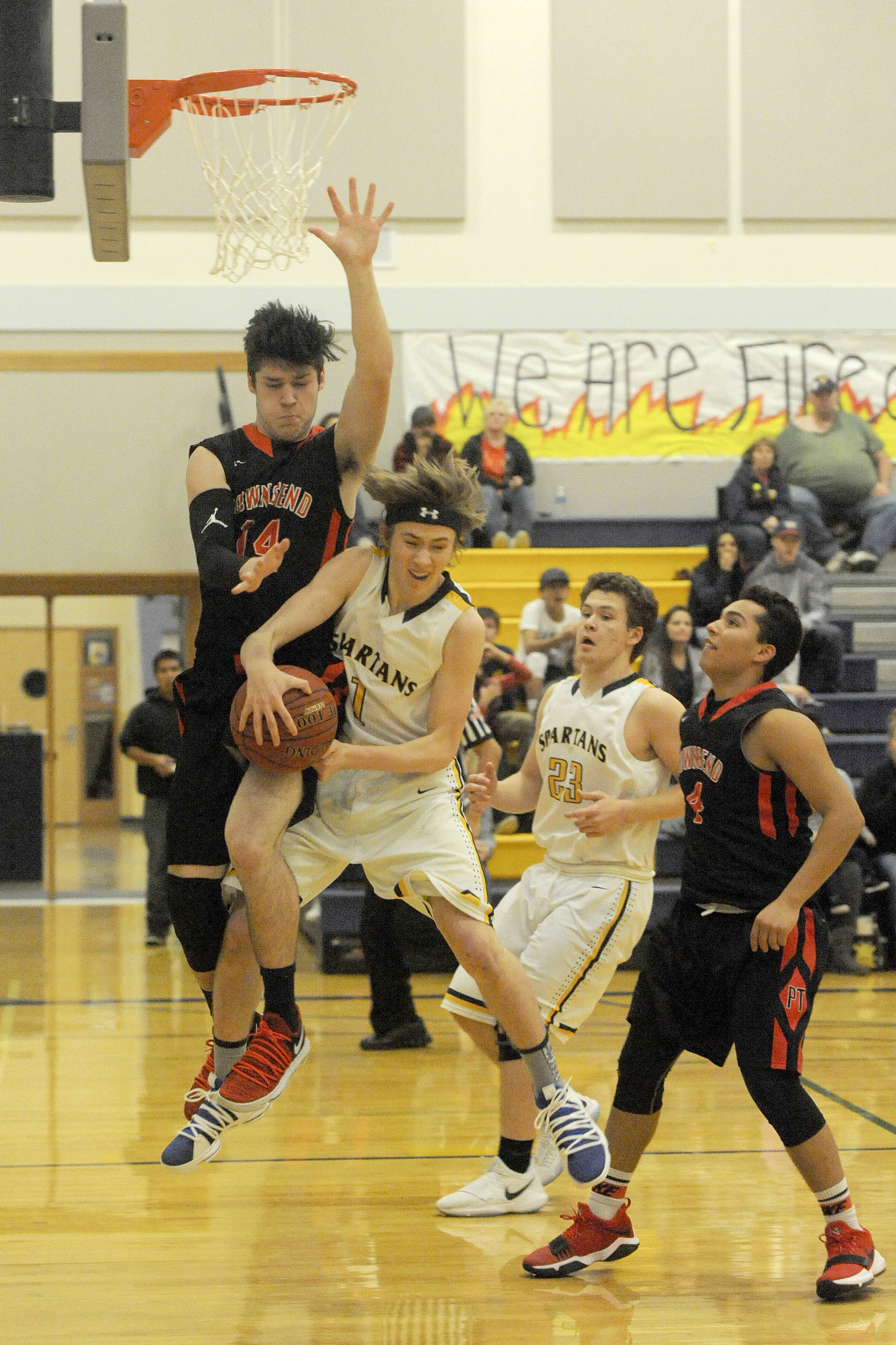 AREA SPORTS BRIEFS: Forks boys, girls well-represented on All-Evergreen 1A League team