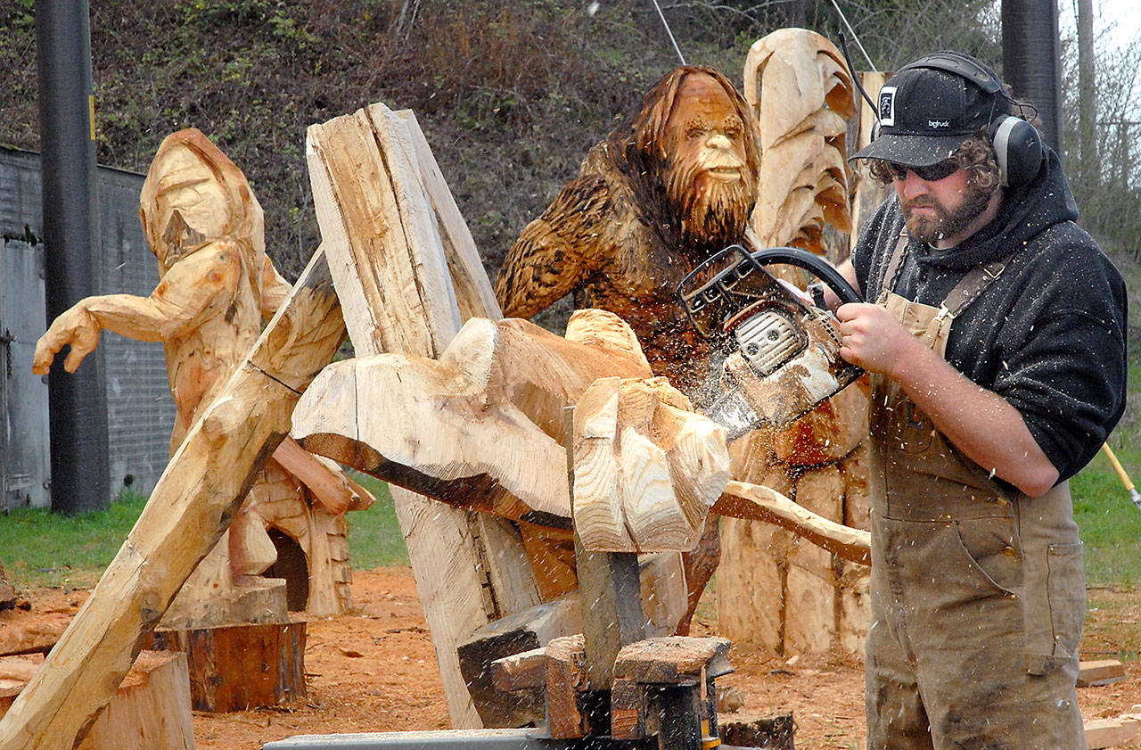 PHOTO: Gallery planned for chainsaw artist