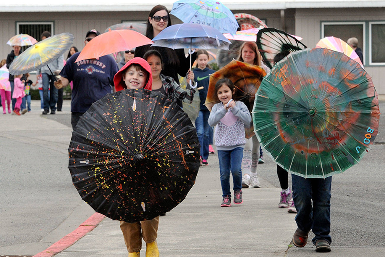 RainFest fun celebrates arts, precipitation in Forks