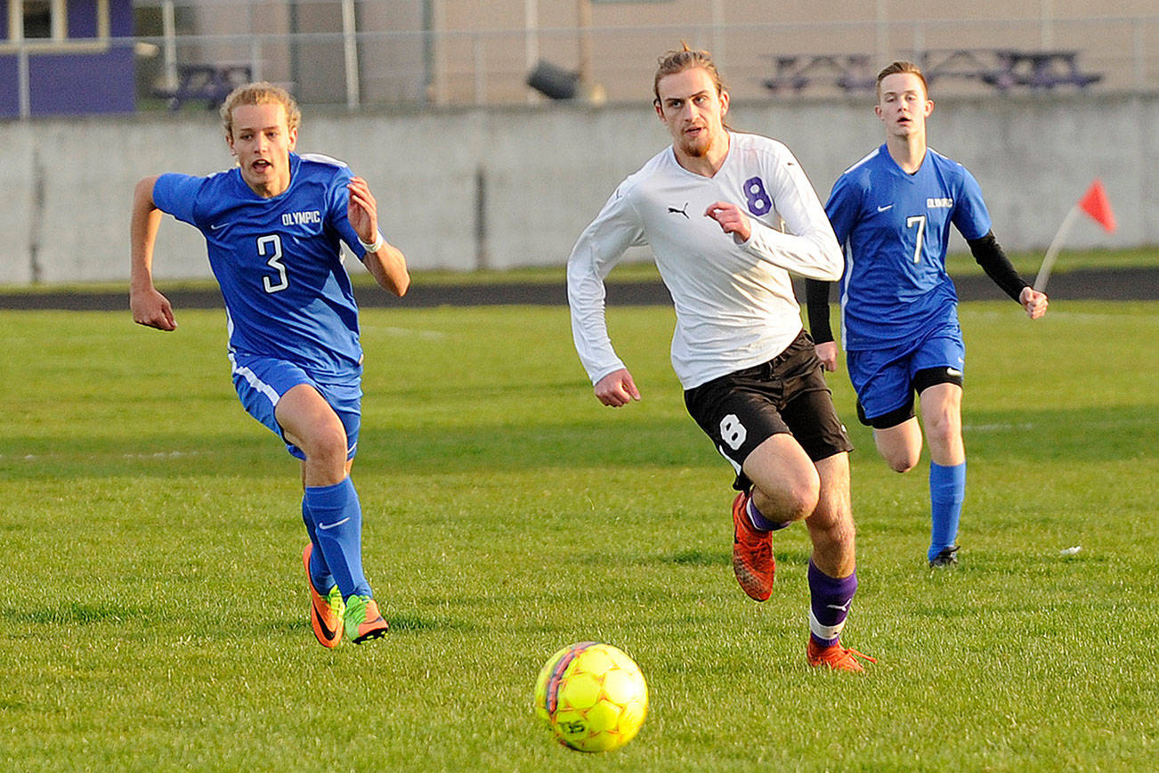 PREP SOCCER: Sequim’s Harris one strike away from school scoring record