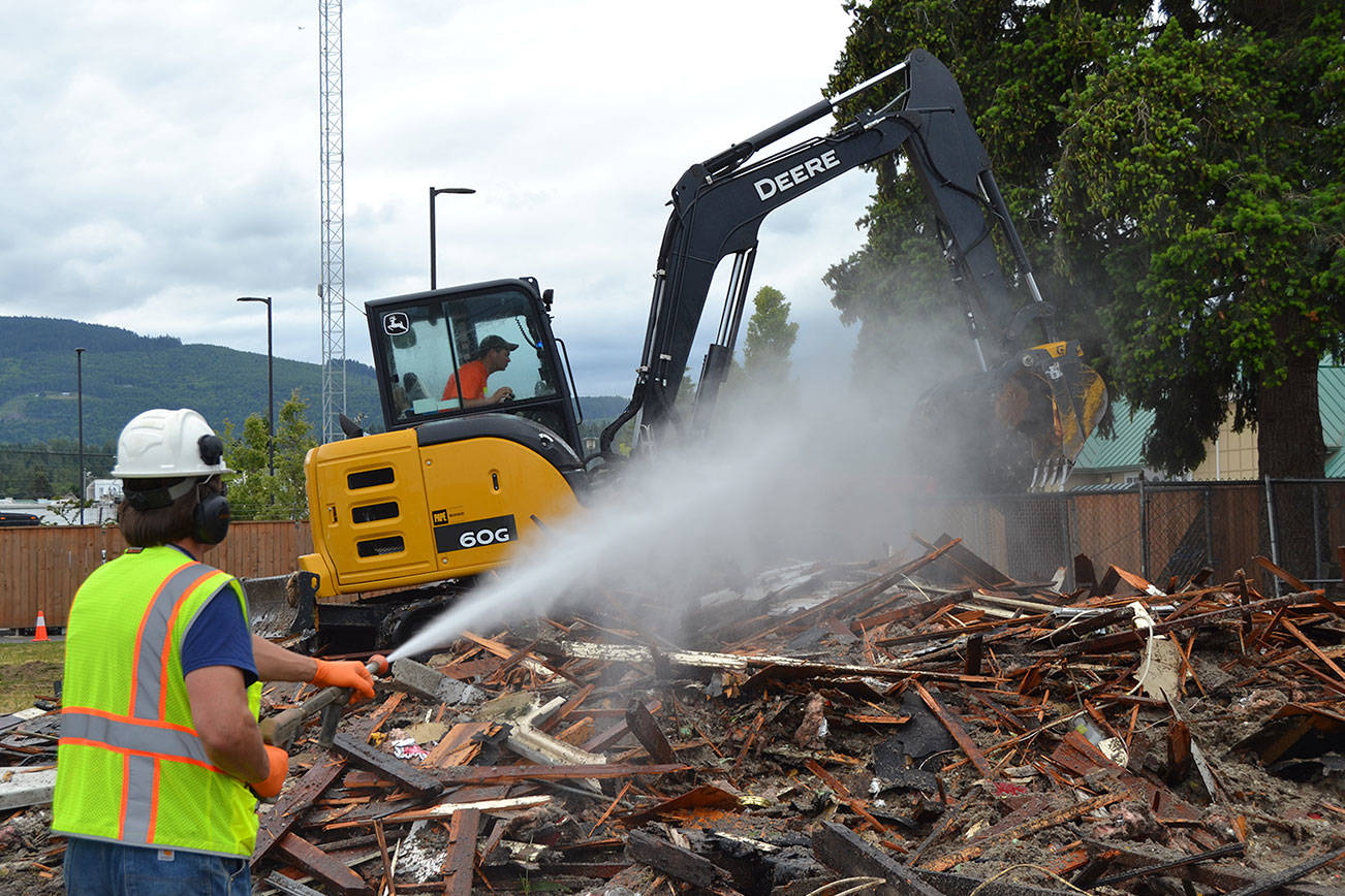 Sequim partners with homeowner, Habitat to demolish ‘blighted’ property