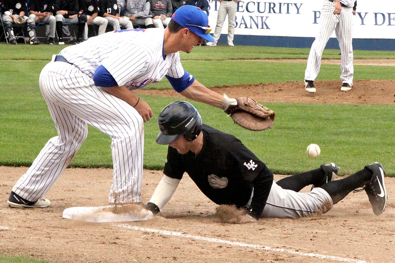 LEFTIES: Lefties swept by Cowlitz in third straight close loss