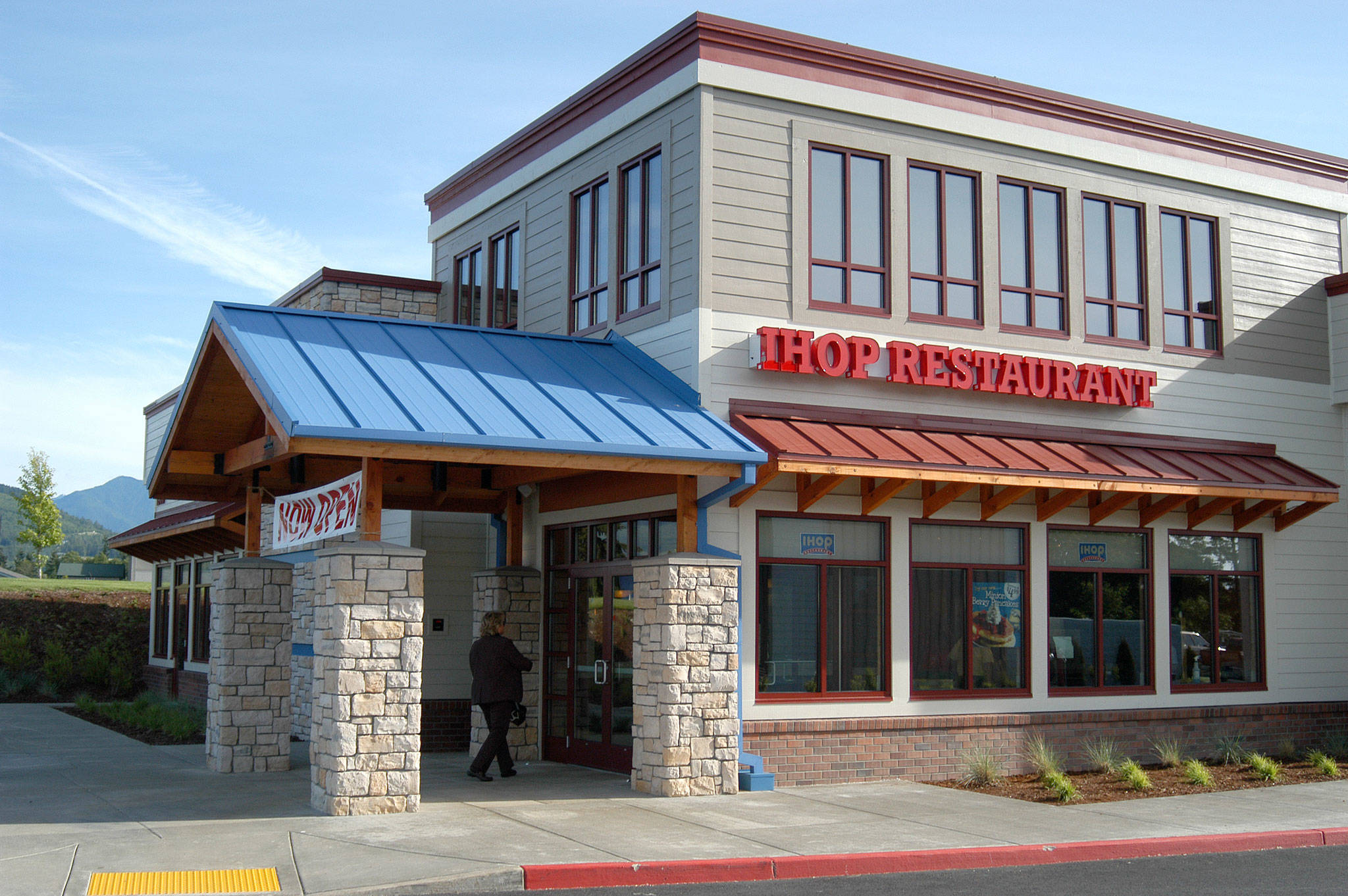 &lt;strong&gt;Matthew Nash&lt;/strong&gt;/Olympic Peninsula News Group                                IHOP closed June 24 after more than eight years in operation on West Washington Street in Sequim.                                Sequim’s International House of Pancakes opened on June 20, 2010. Sequim Gazette file photo by Matthew Nash