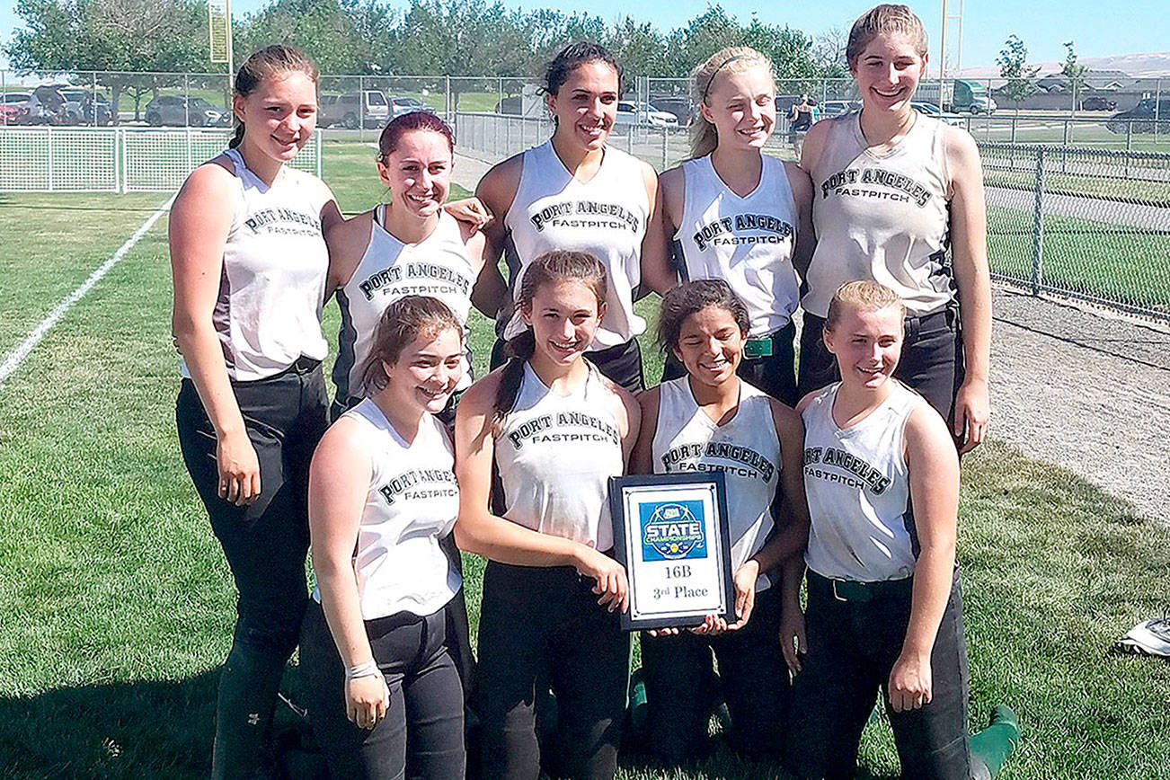 AREA SPORTS BRIEFS: Port Angeles Illusion third at state tournament