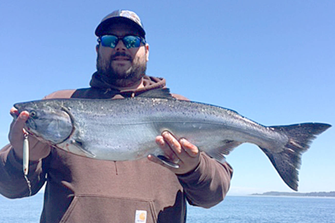 OUTDOORS: Mixed results for salmon, crab