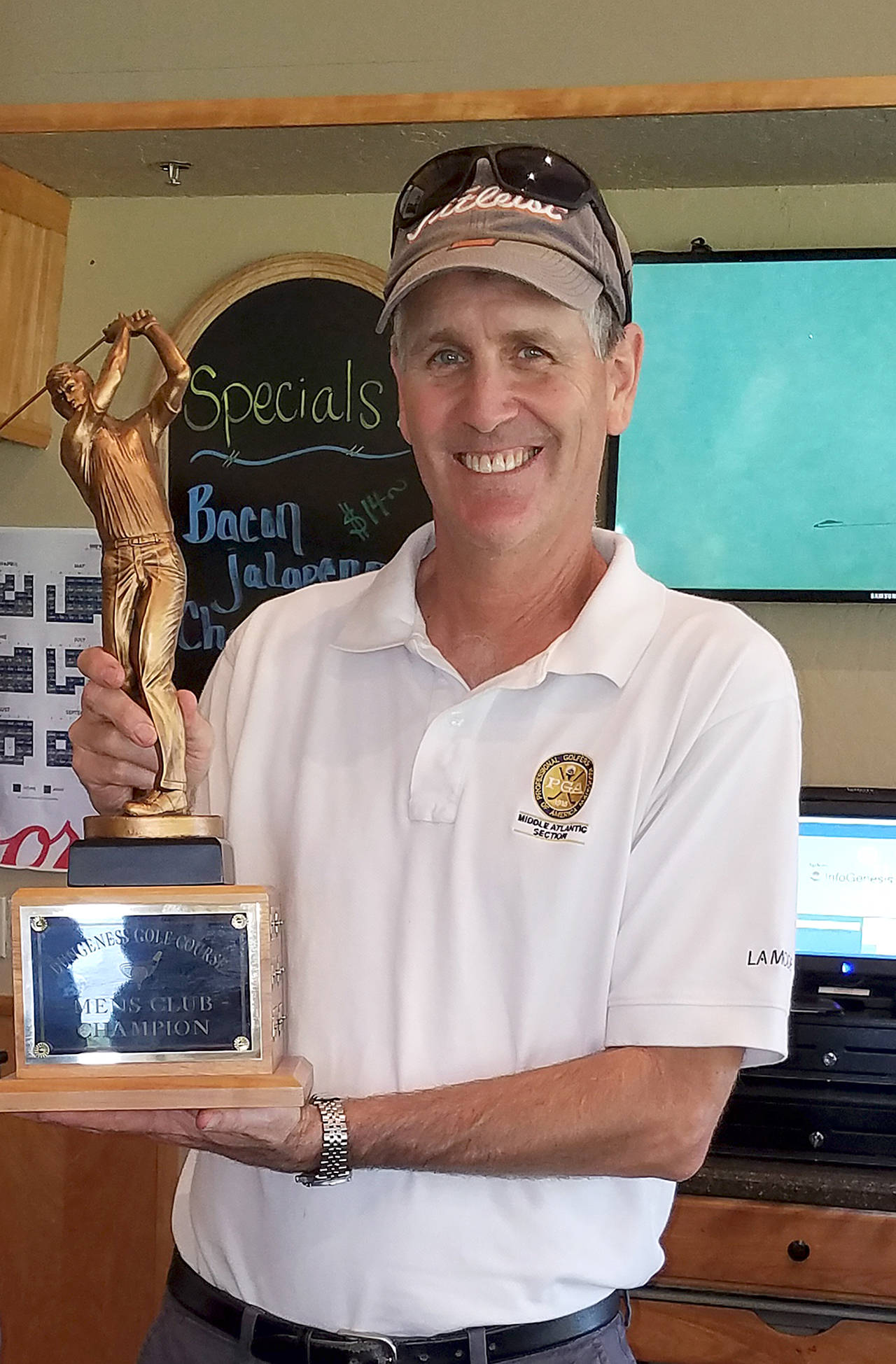 Jeff Jones claimed the Cedars at Dungeness Men’s Club Championship with a low-gross total of 221.