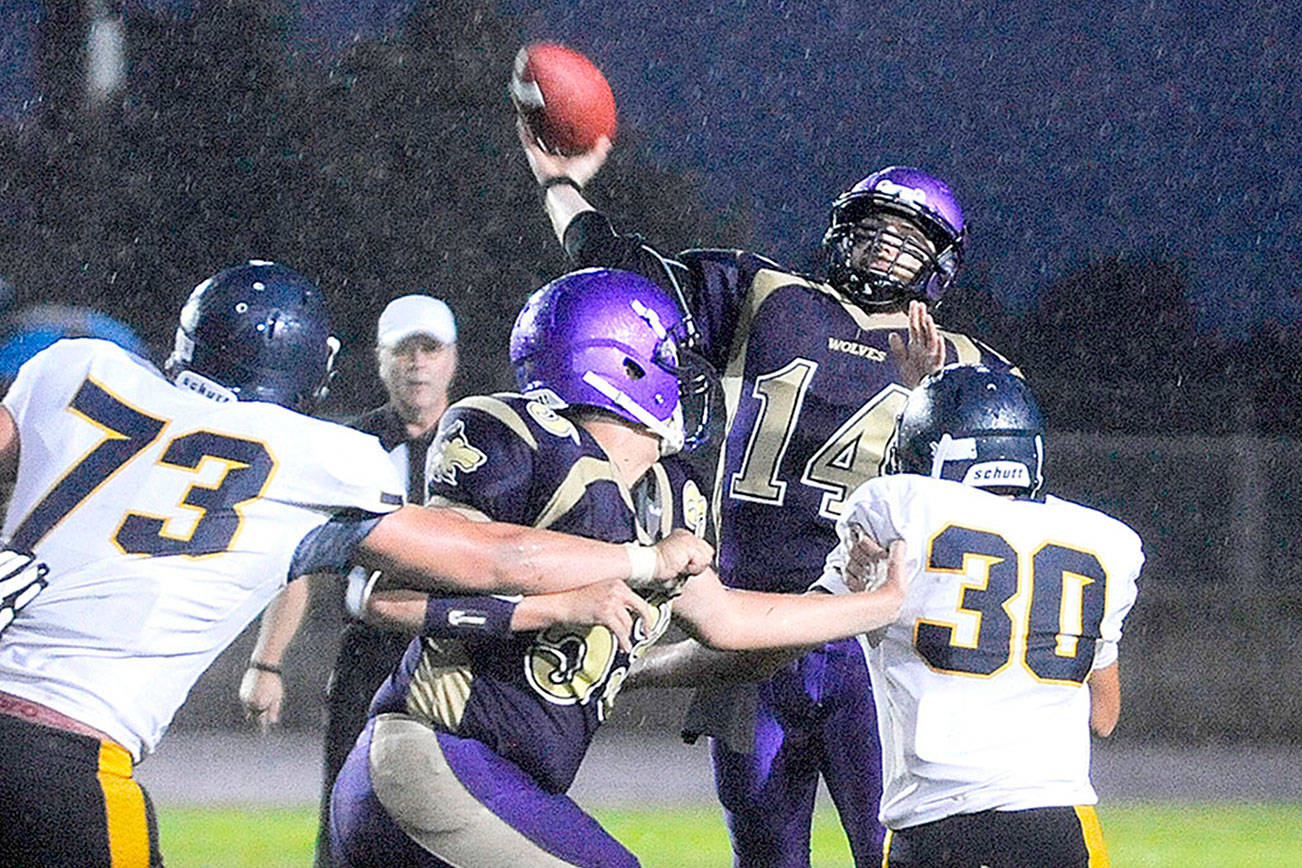PREP FOOTBALL: Sequim’s second-half surge edges Forks (With video highlights)