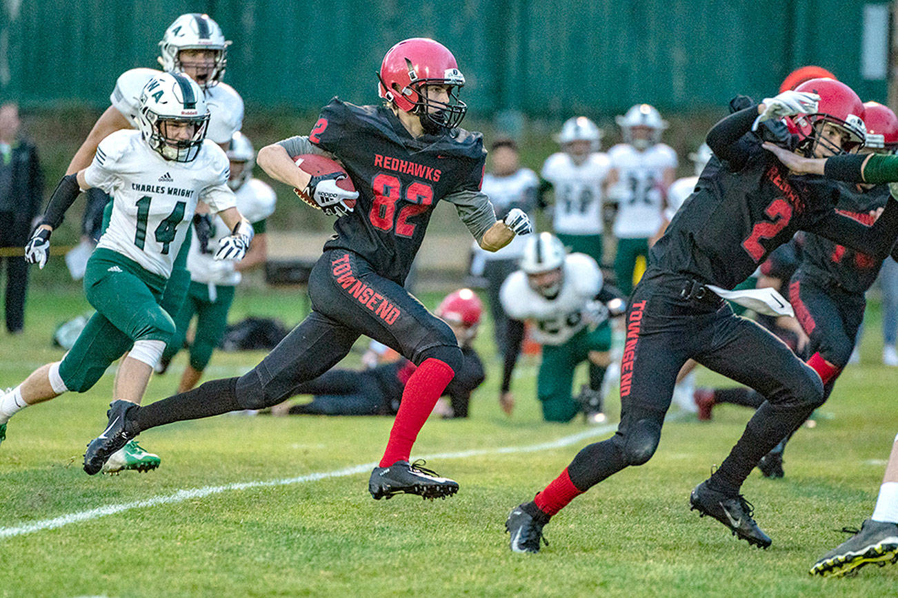 PREP FOOTBALL ROUNDUP: Port Townsend earns first victory, Neah Bay beats Lummi and Crescent wins