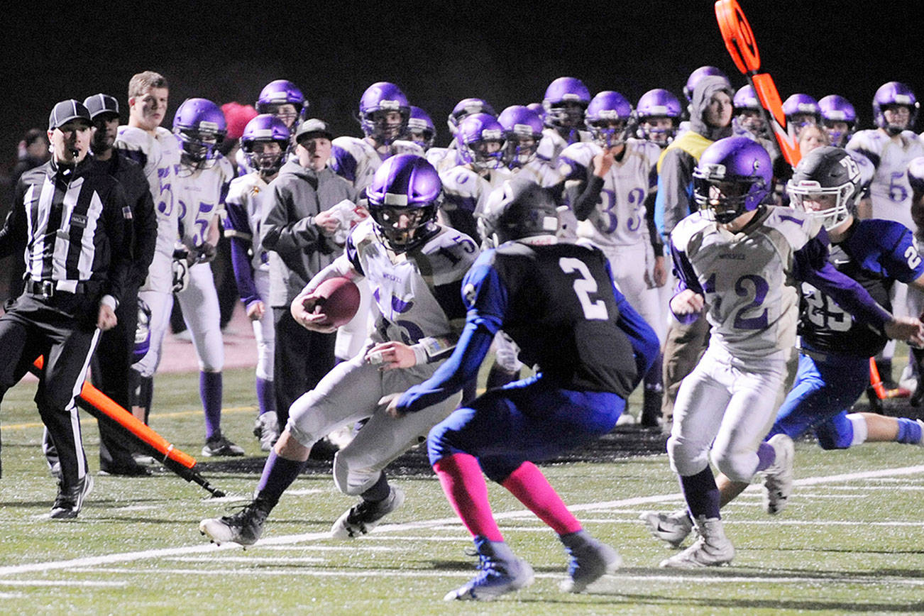 DISTRICT FOOTBALL: Sequim sophomore Taig Wiker adds balance to Wolves’ attack